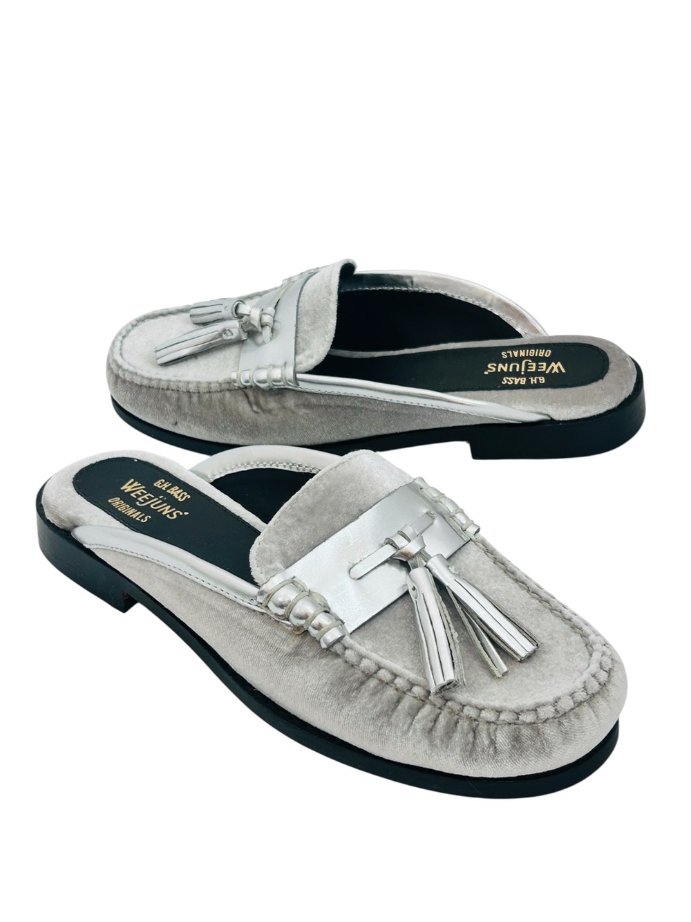 Weejuns G.H. BASS Women’s Willow Velvet Mules Size 6.5 Silver Tasseled NWOB